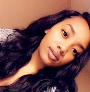 Meet your Posher, Crystal